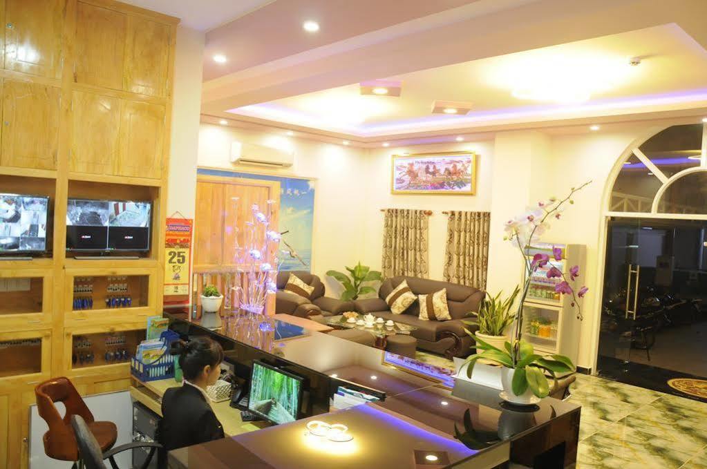 Jiny Tran Hotel Duong Dong  Exterior photo